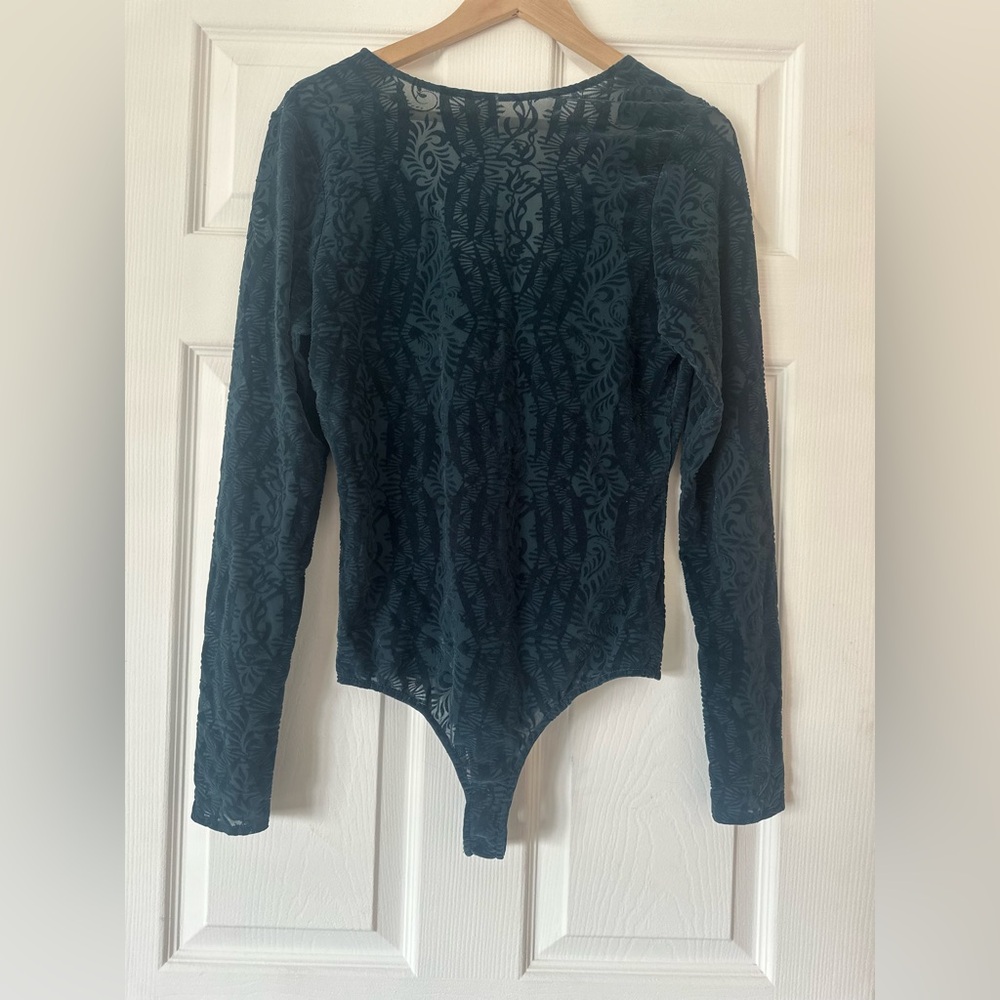 Free People Intimately "On the Dance Floor" Velvet Lace Bodysuit, Size Large. - Picture 5 of 9